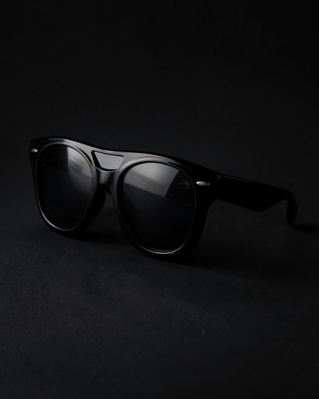 SHADES AA